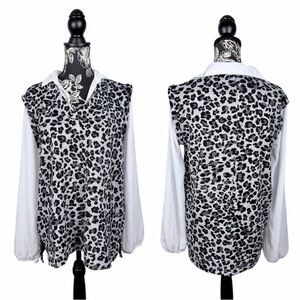 Absolutely Famous grey/black leopard print layered tunic top size large